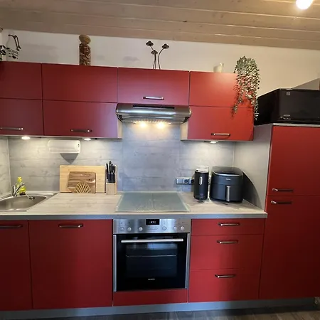 Hauz Am Berg - Pools, Sauna & Prázdninový dům *