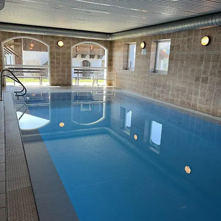Dom wakacyjny Hauz Am Berg - Pools, Sauna &