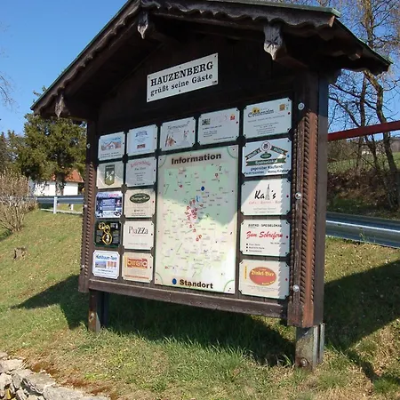 Hauz Am Berg - Pools, Sauna & Casa de Férias Hauzenberg
