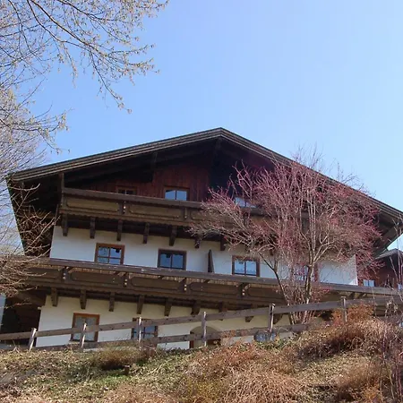 Hauz Am Berg - Pools, Sauna & Dom wakacyjny *